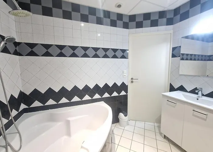 Апартаменты Le Delacroix #parking